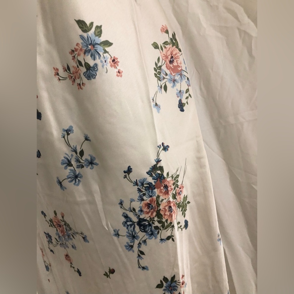 Jessica Simpson cream ditsy floral satin effect maxi dress size medium brand new - Picture 13 of 16